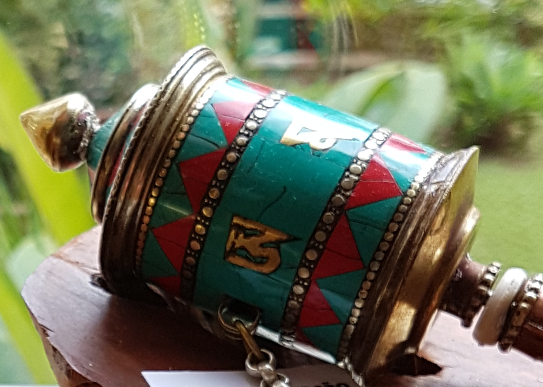 Roda De Oracao Com Coral E Turquesa Cintamani