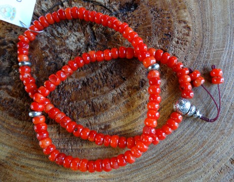 Coral Natural - Mala de 108contas 6x4mm com Guru Bead em Prata - Rosário Budista - Japamala - Image 3