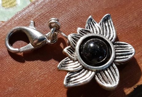 Marcador para Mala - Flor de Lótus com Ágata Preta