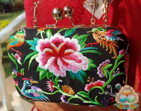 Clutche Yunnan - Bolsa Bordada