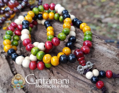 Mala Tibetano 108 contas de Madeira Colorida 8mm com Vajra - Rosário Budista
