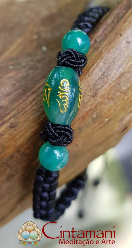 Pulseira da Amizade com Mantra da Compaixão em Ágata Natural - Macramê - Preta