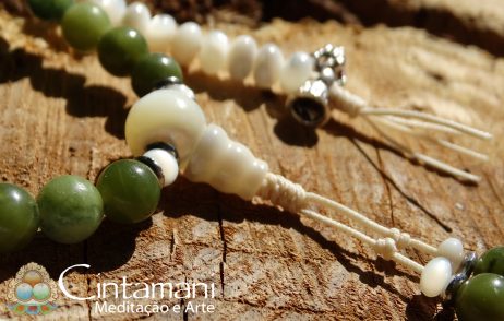 Mala Budista de 108contas em Jade Canadense e Madrepérola 6mm - Rosário Tibetano Japamala - Image 3