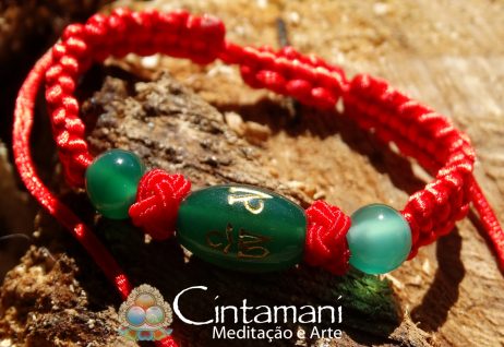 Pulseira da Amizade com Mantra da Compaixão em Ágata Natural - Macramê - Verde com Fio Vermelho - Image 3