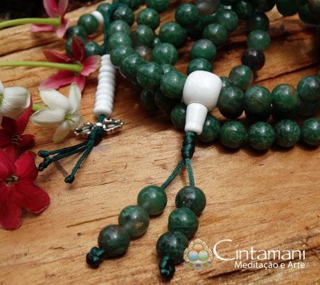 Mala Tibetano de 108contas em Serafinita e Concha com 8mm- Rosário Budista - Japamala - Image 2